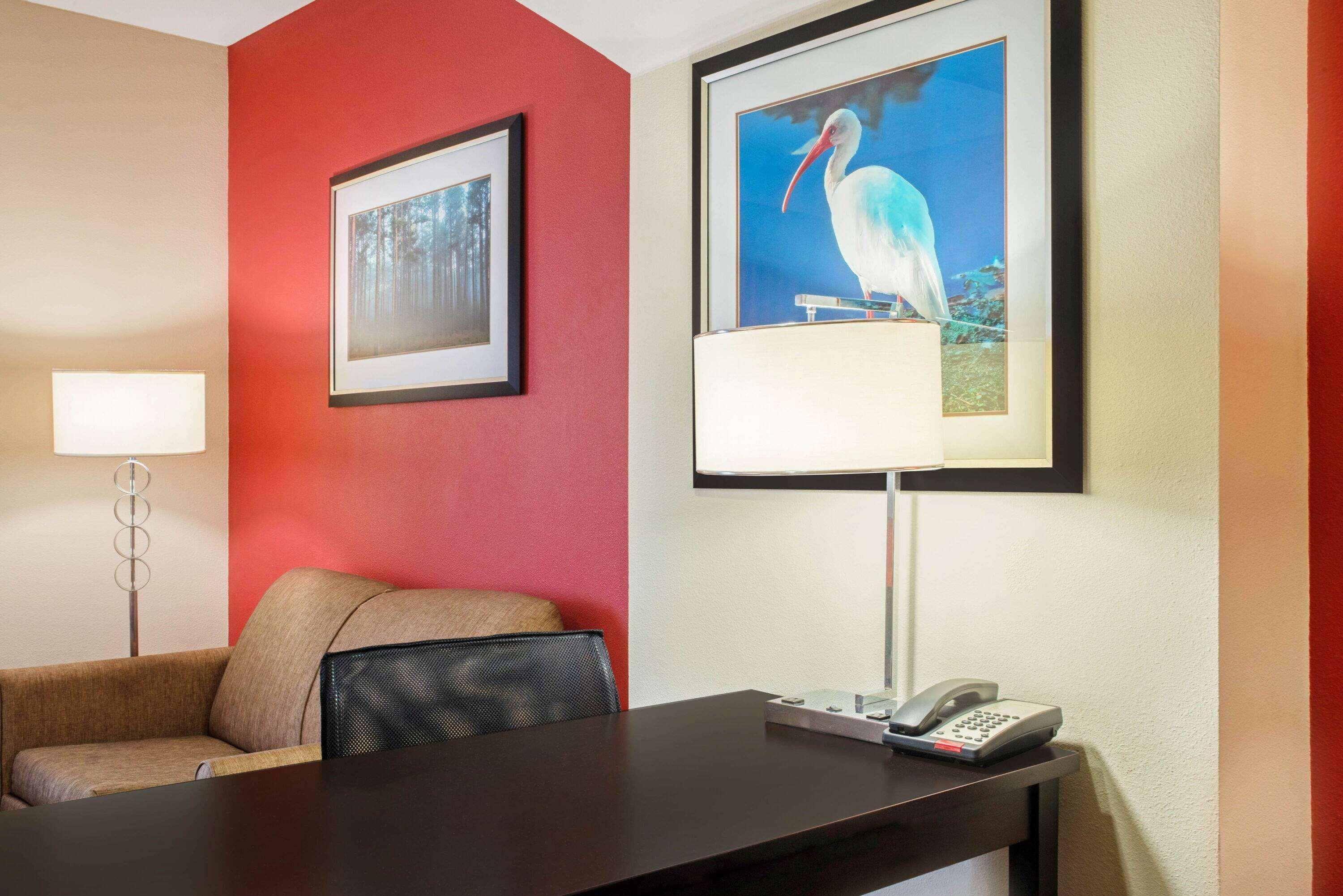 La Quinta By Wyndham Leesville Ft. Polk מראה חיצוני תמונה